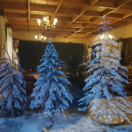Du Hameau Hotel 3*