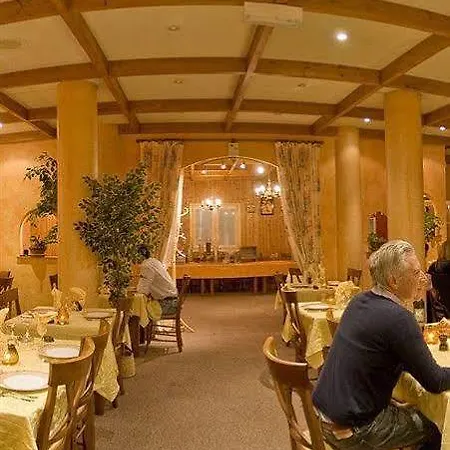 Du Hameau Hotel